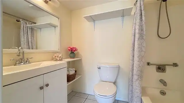 Listing Photo 18