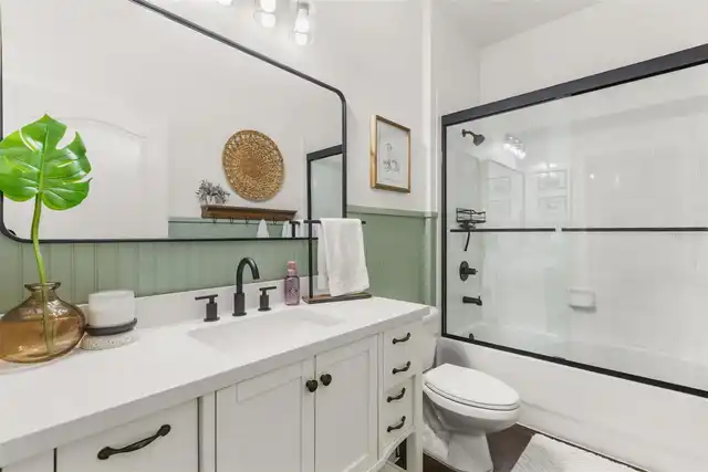 Listing Photo 29