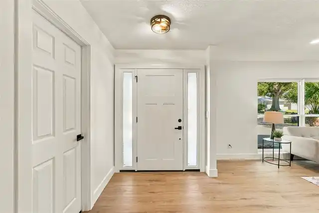 Listing Photo 6