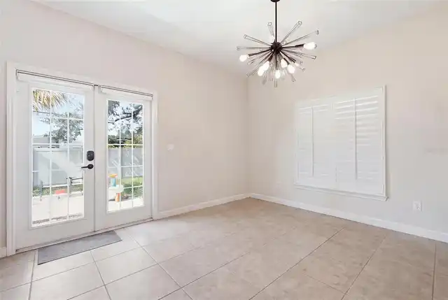 Listing Photo 14