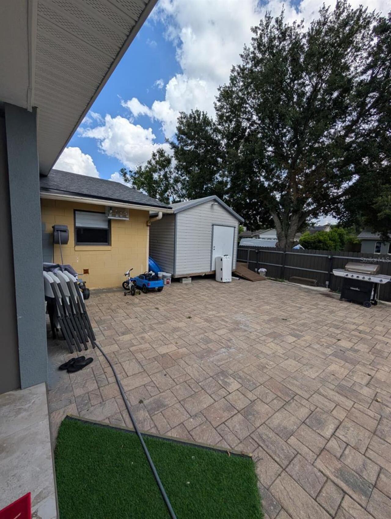 Listing Photo 12