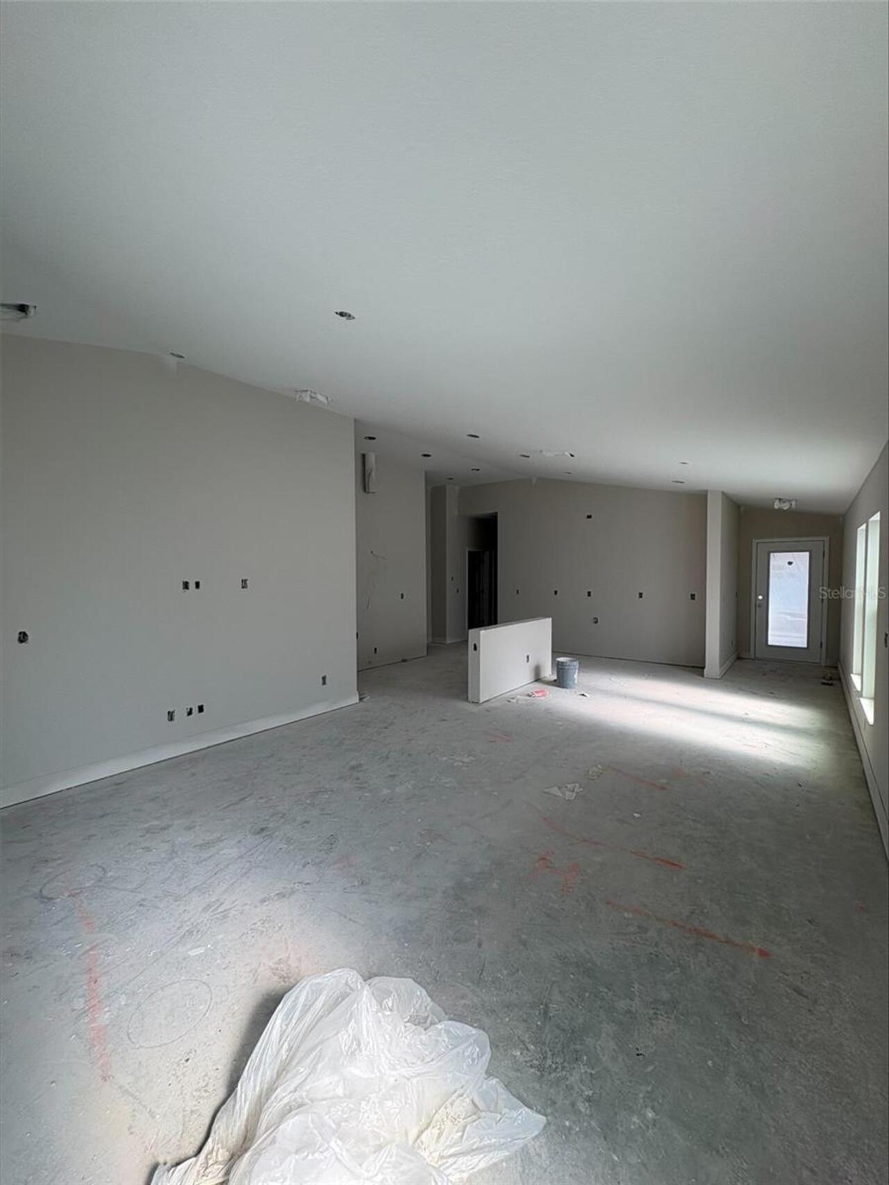Listing Photo 9