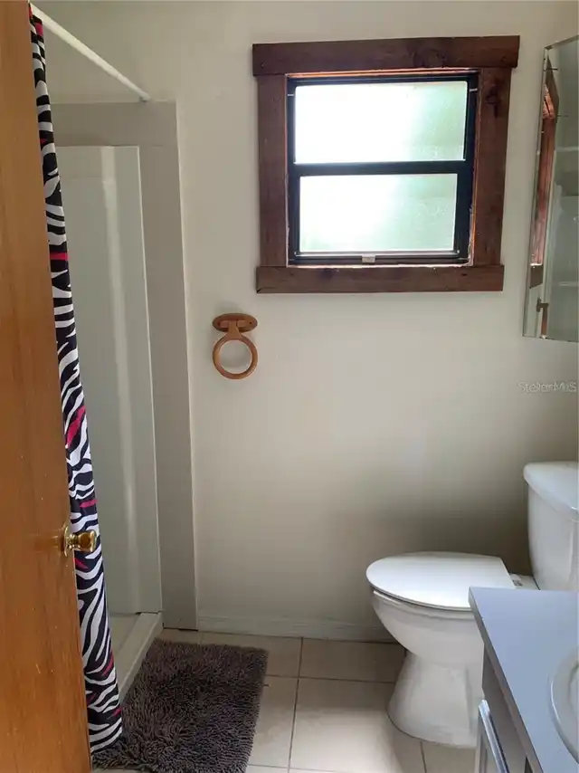 Listing Photo 9