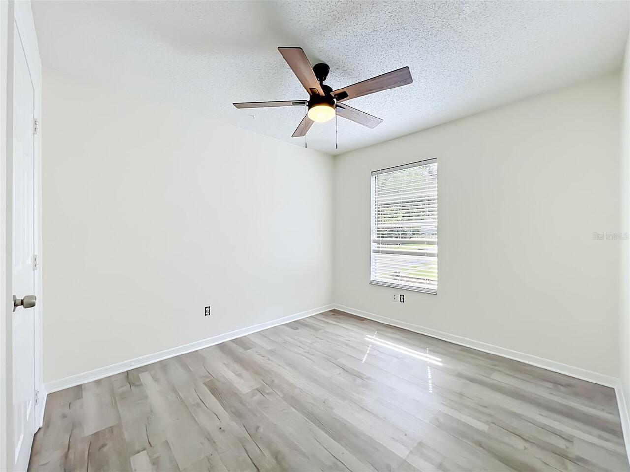 Listing Photo 33