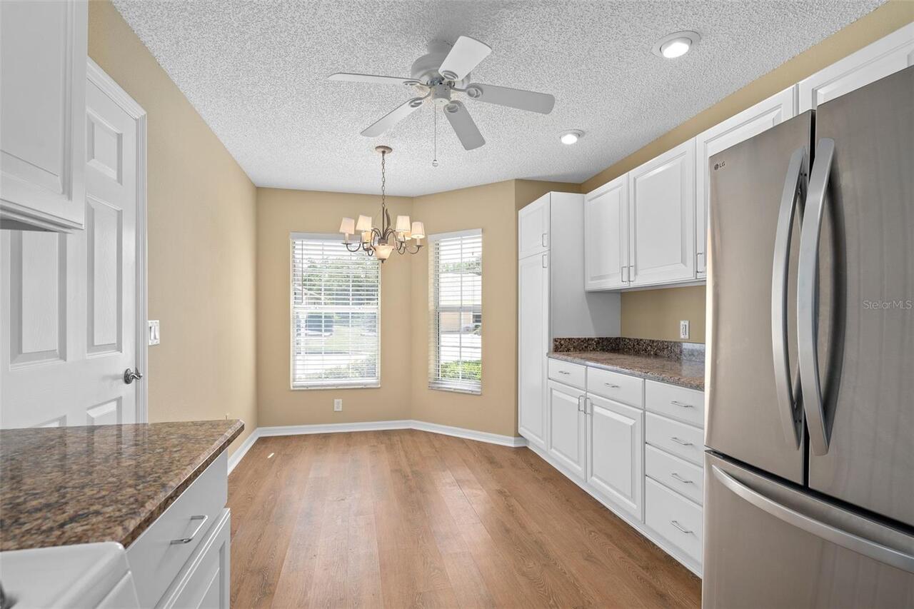 Listing Photo 10