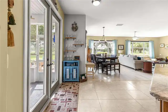 Listing Photo 15