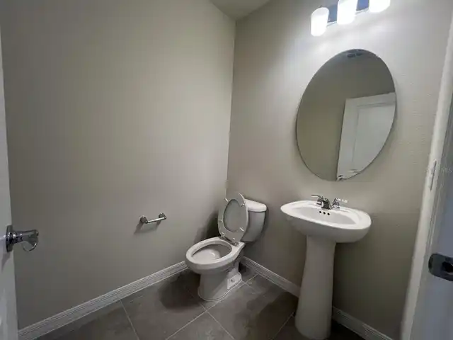 Listing Photo 11