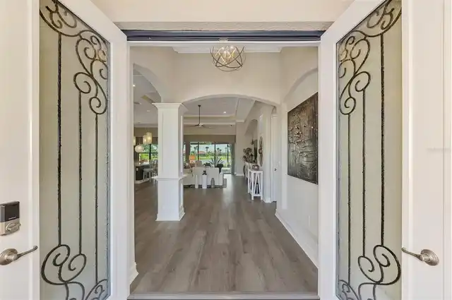 Listing Photo 11