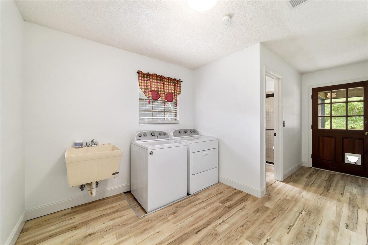 Listing Photo 22