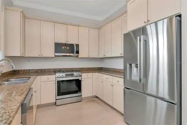 Listing Photo 32