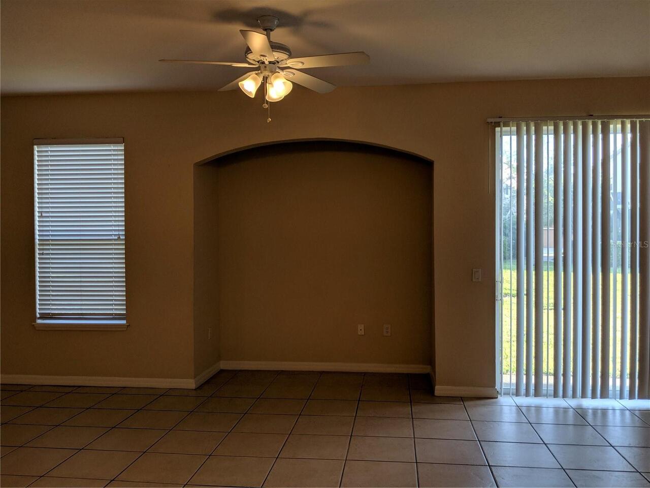 Listing Photo 8