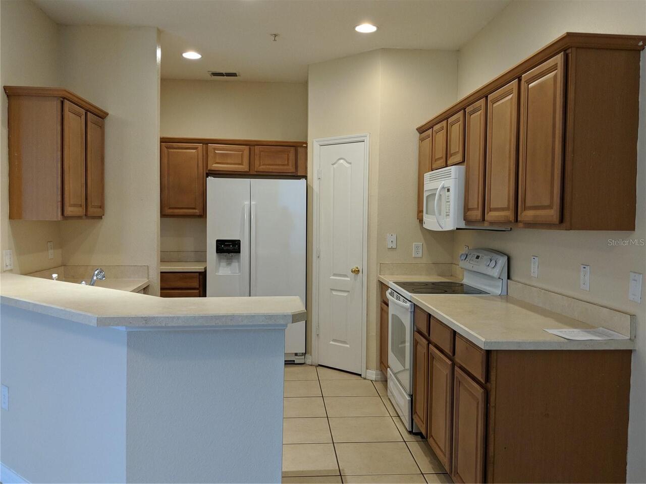 Listing Photo 10