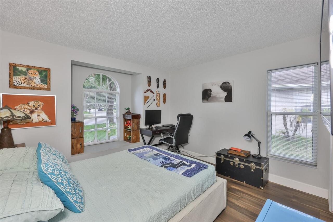 Listing Photo 15