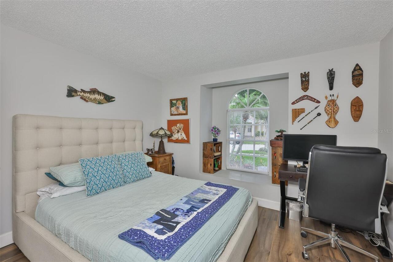 Listing Photo 17