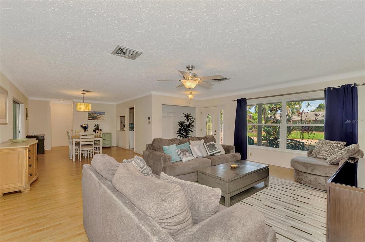 Listing Photo 13