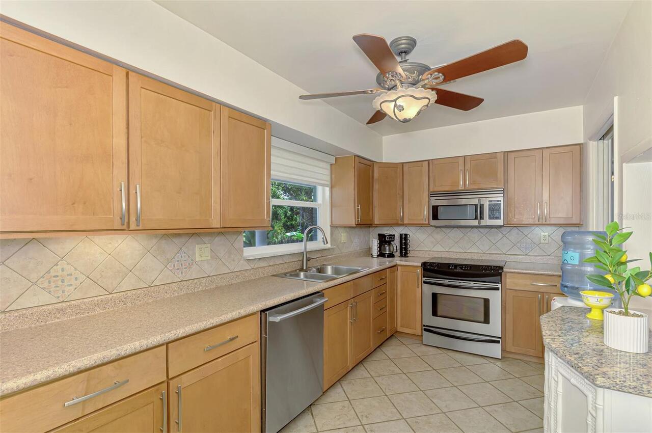 Listing Photo 23