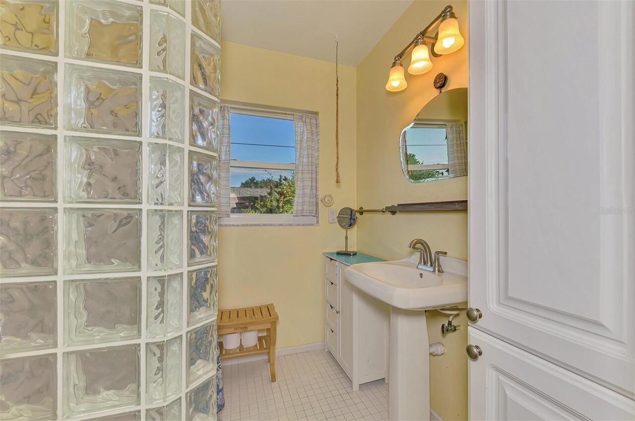 Listing Photo 28