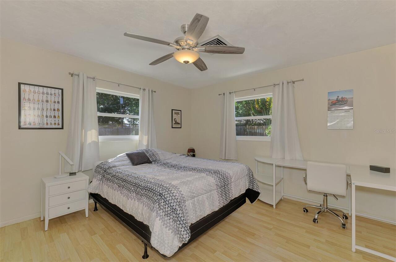 Listing Photo 34