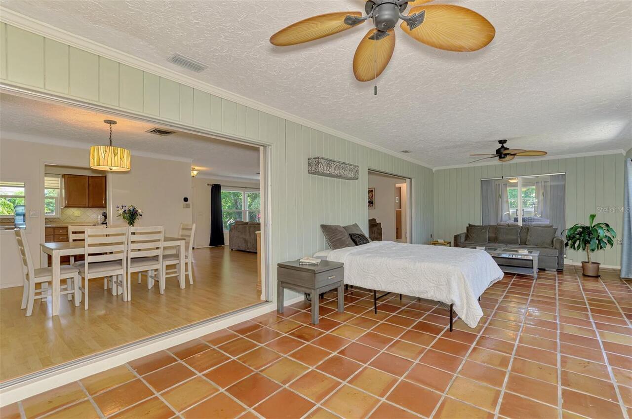 Listing Photo 37