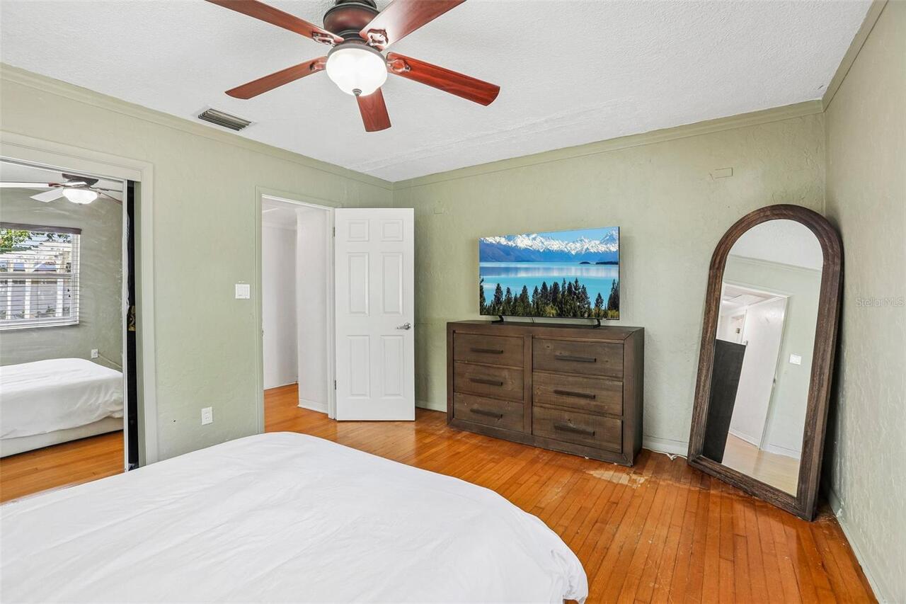 Listing Photo 15