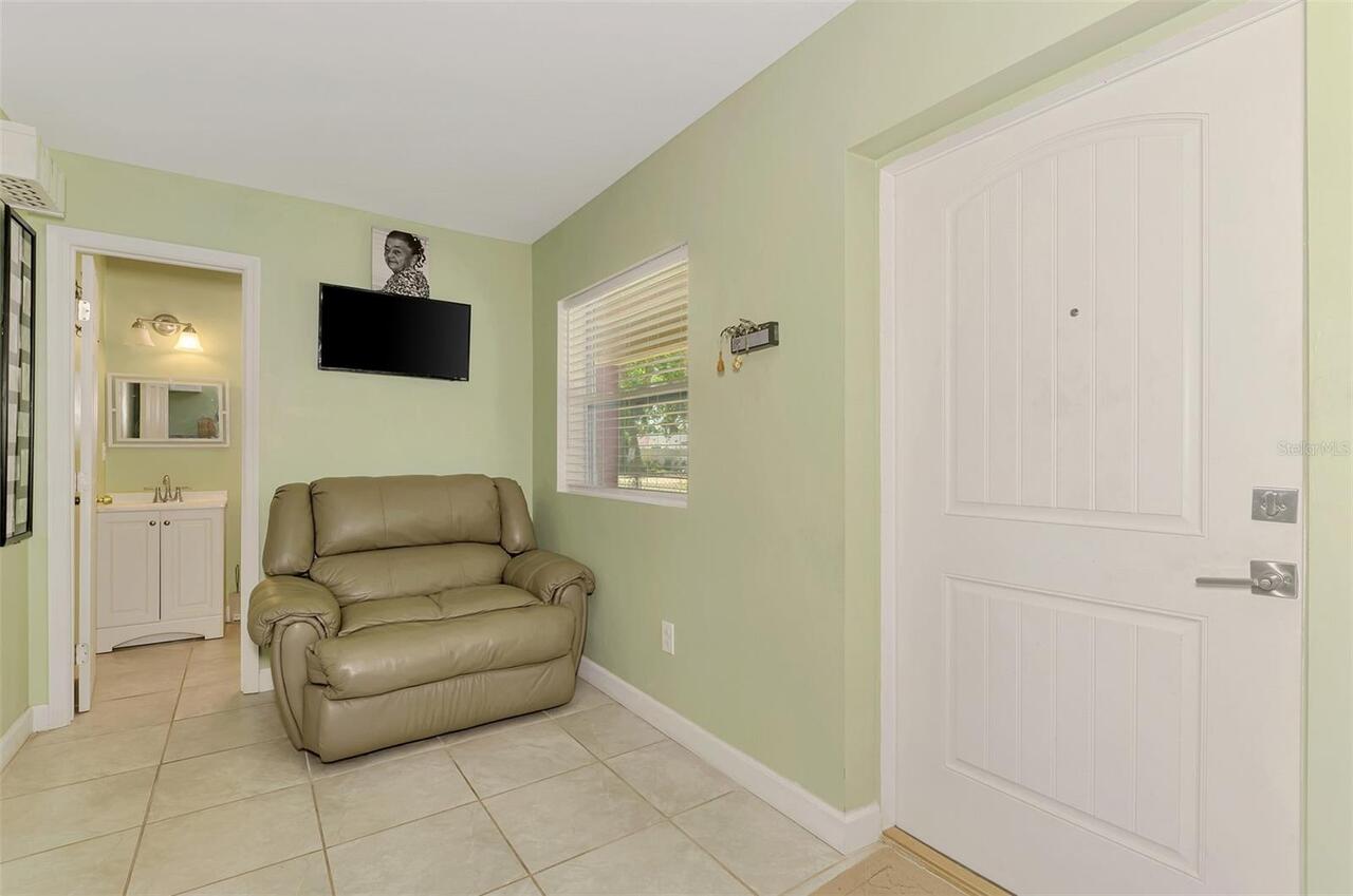 Listing Photo 7