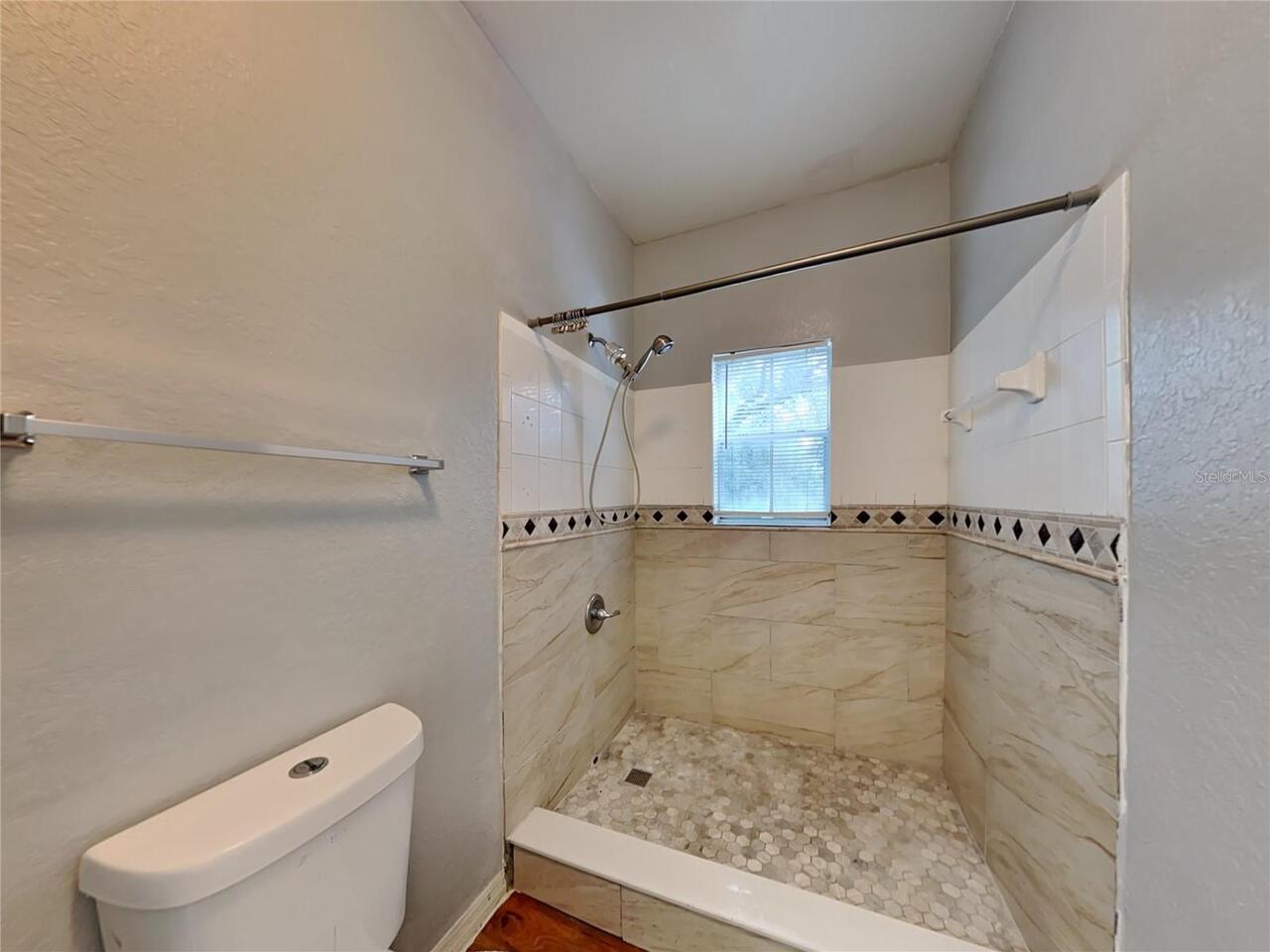Listing Photo 33