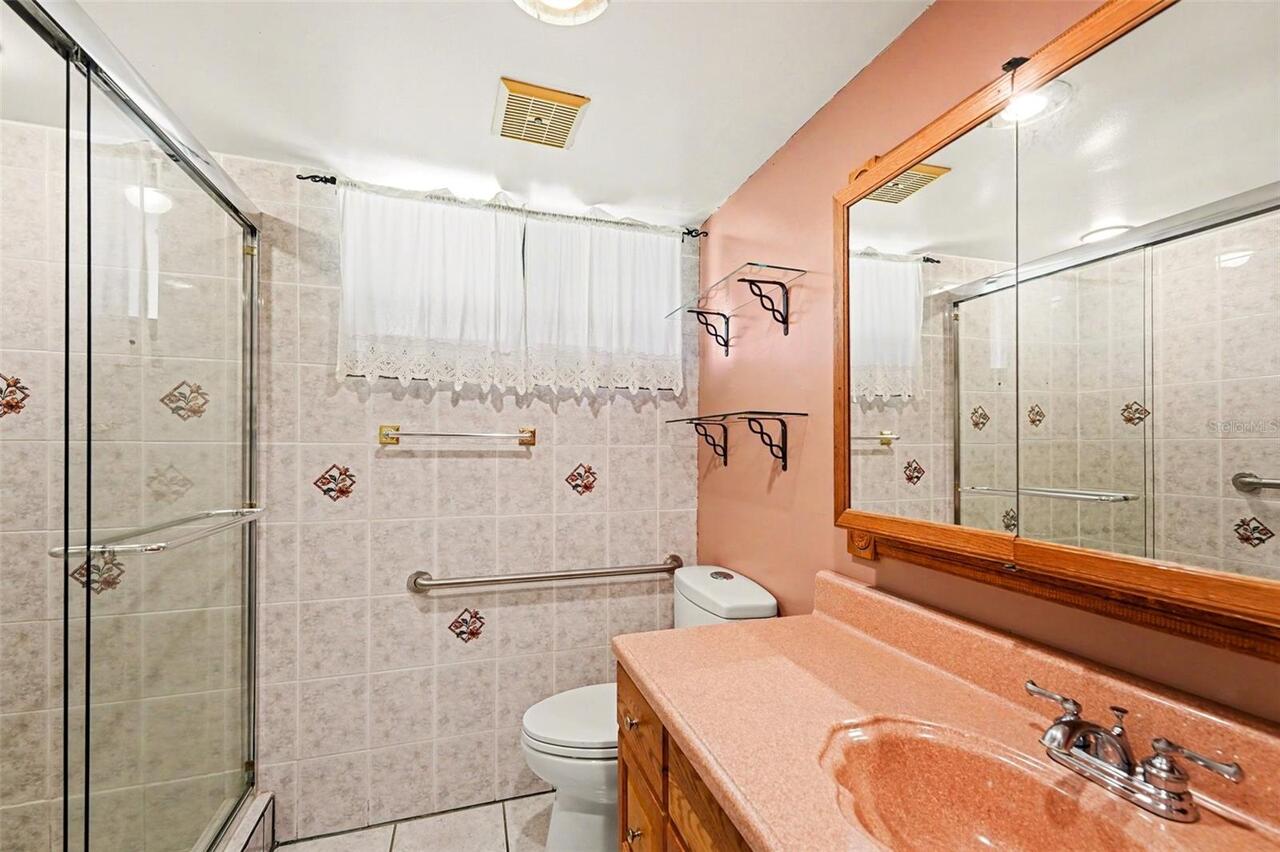 Listing Photo 15