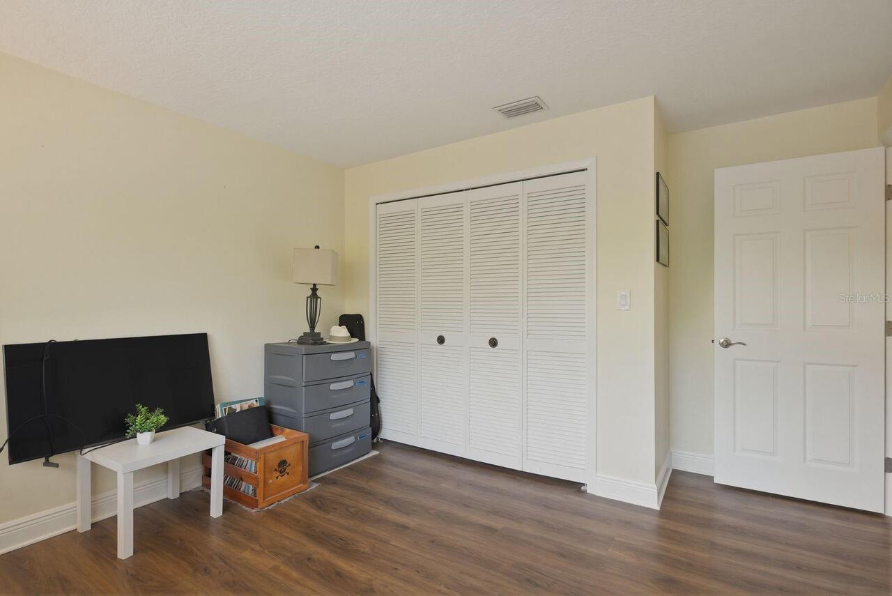 Listing Photo 26