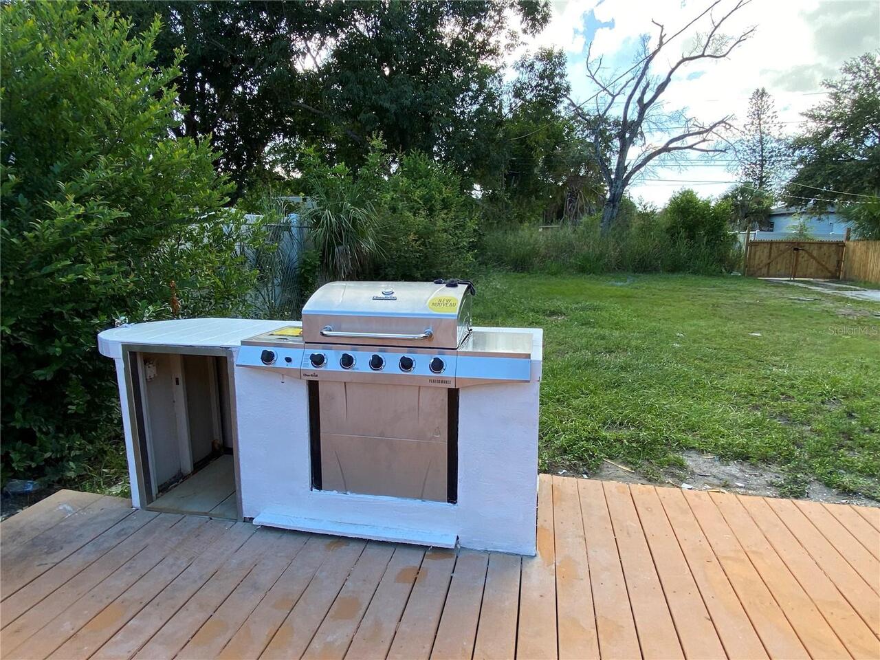 Listing Photo 7