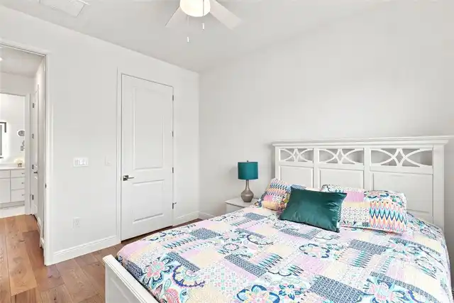 Listing Photo 22