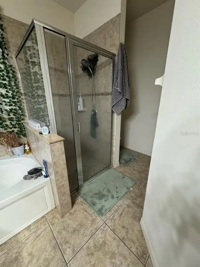 Listing Photo 11