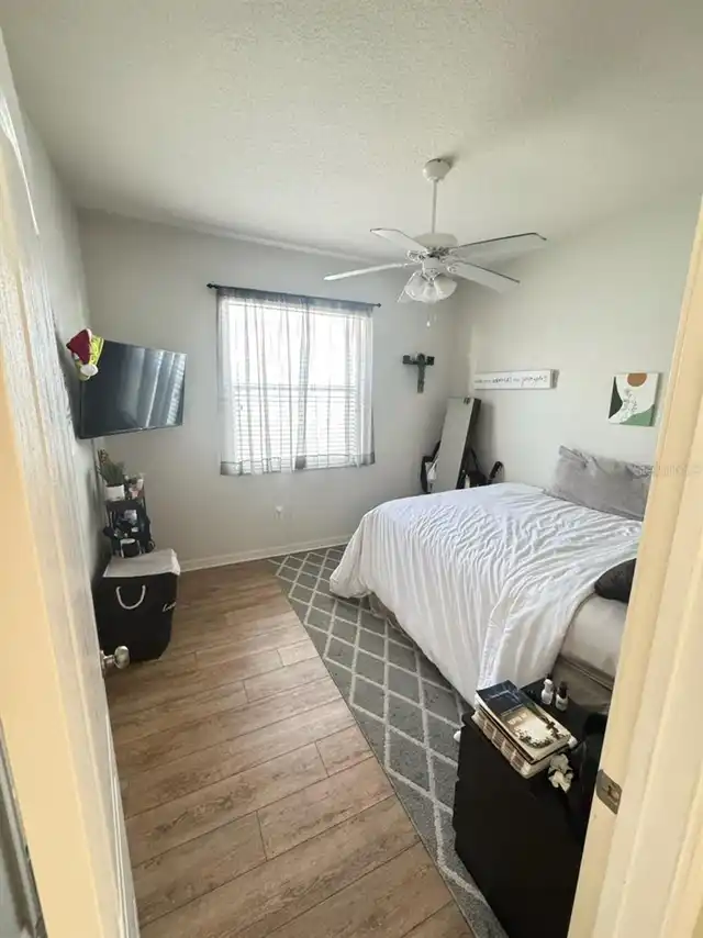 Listing Photo 16