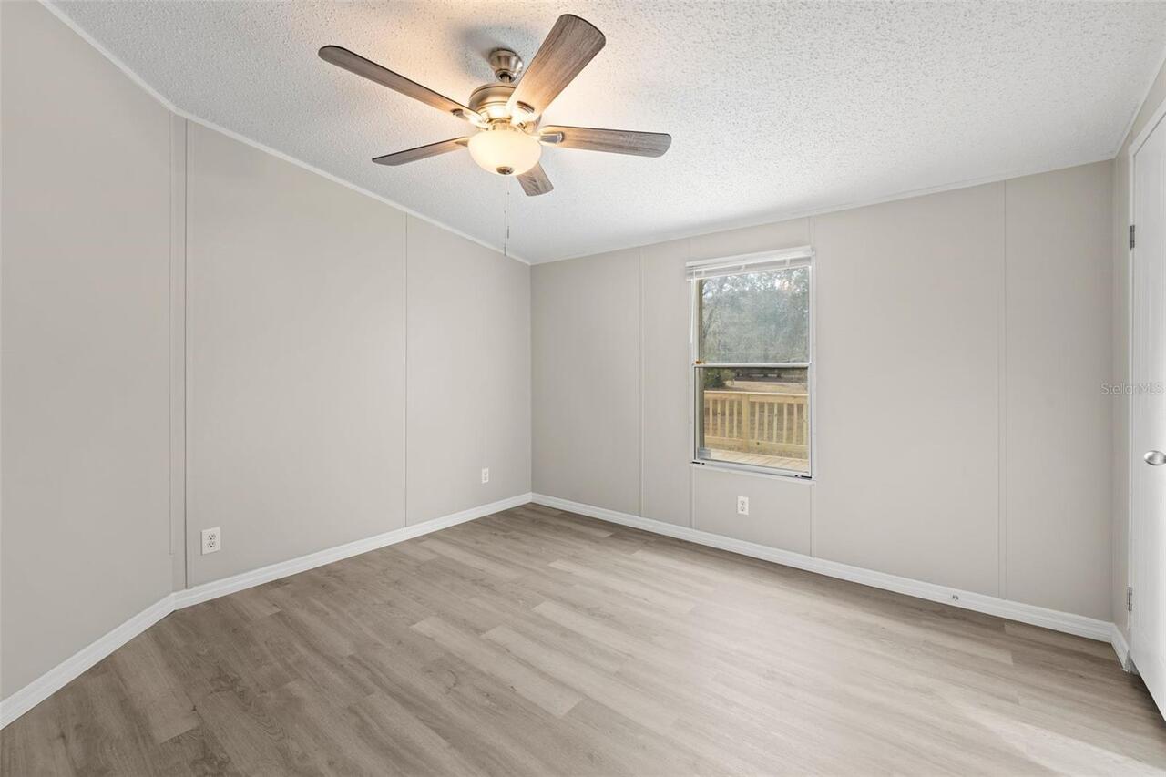 Listing Photo 34