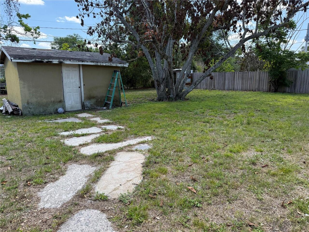 Listing Photo 12