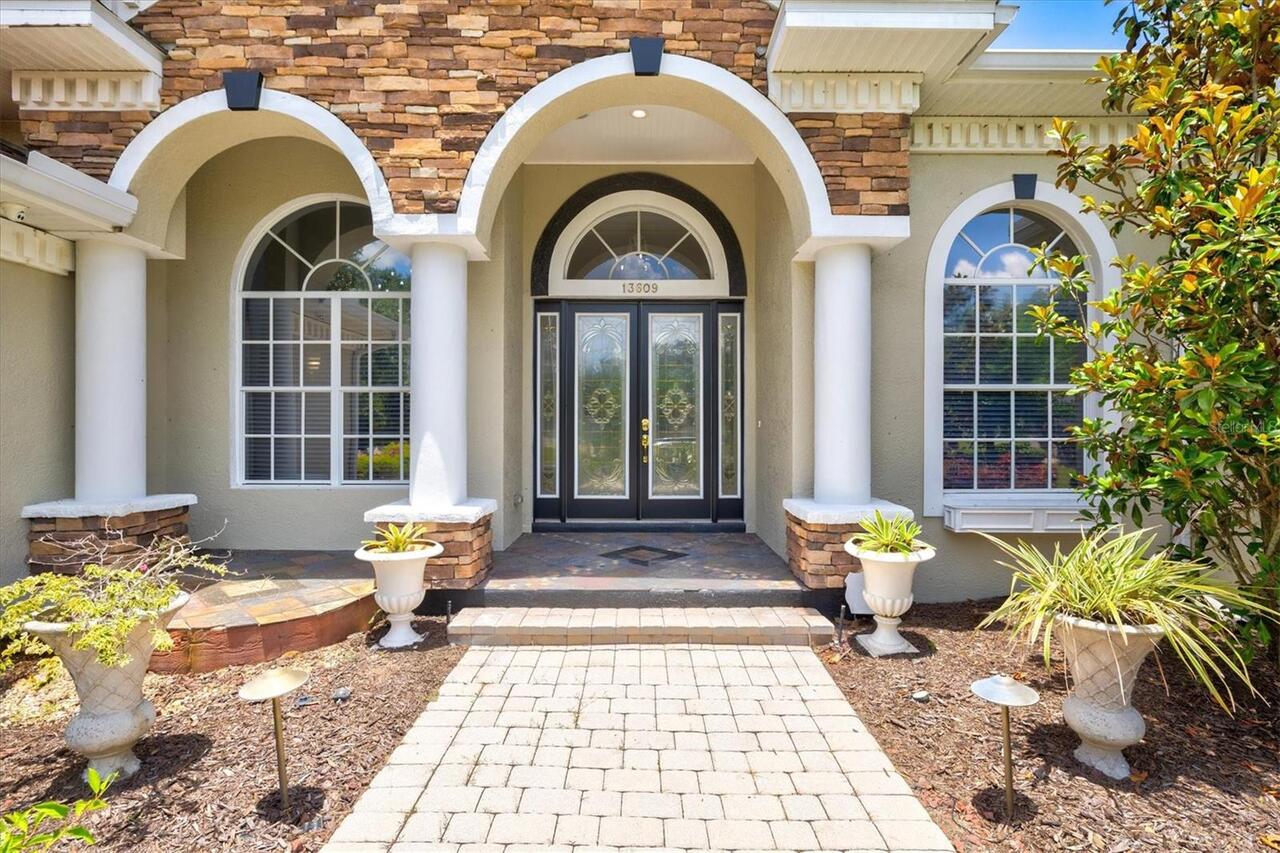 Listing Photo 10
