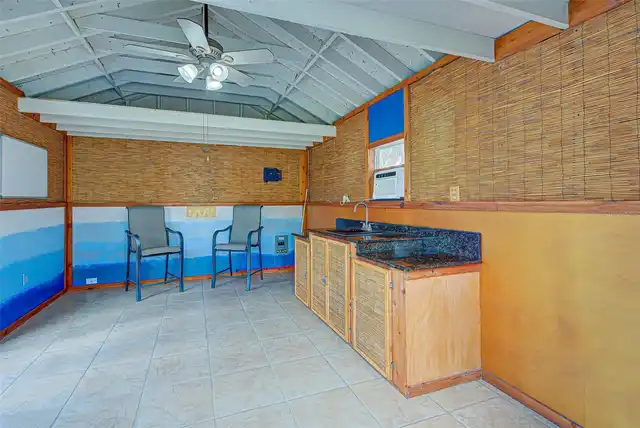 Listing Photo 37