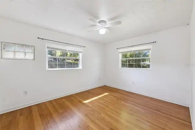 Listing Photo 9