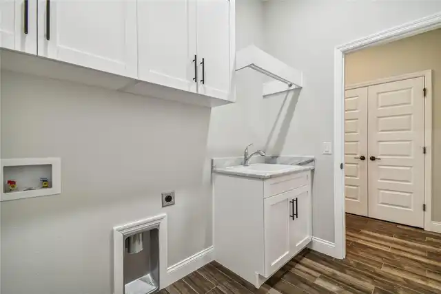 Listing Photo 16