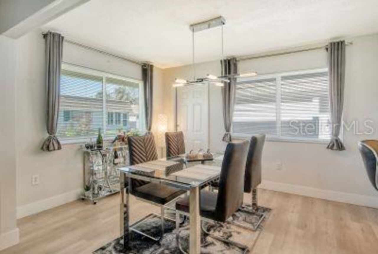 Listing Photo 14