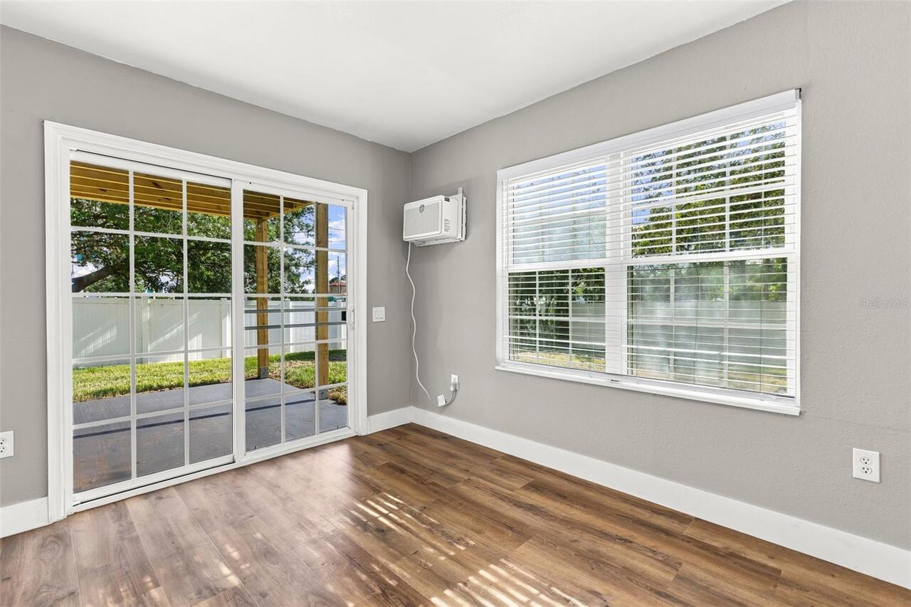 Listing Photo 15