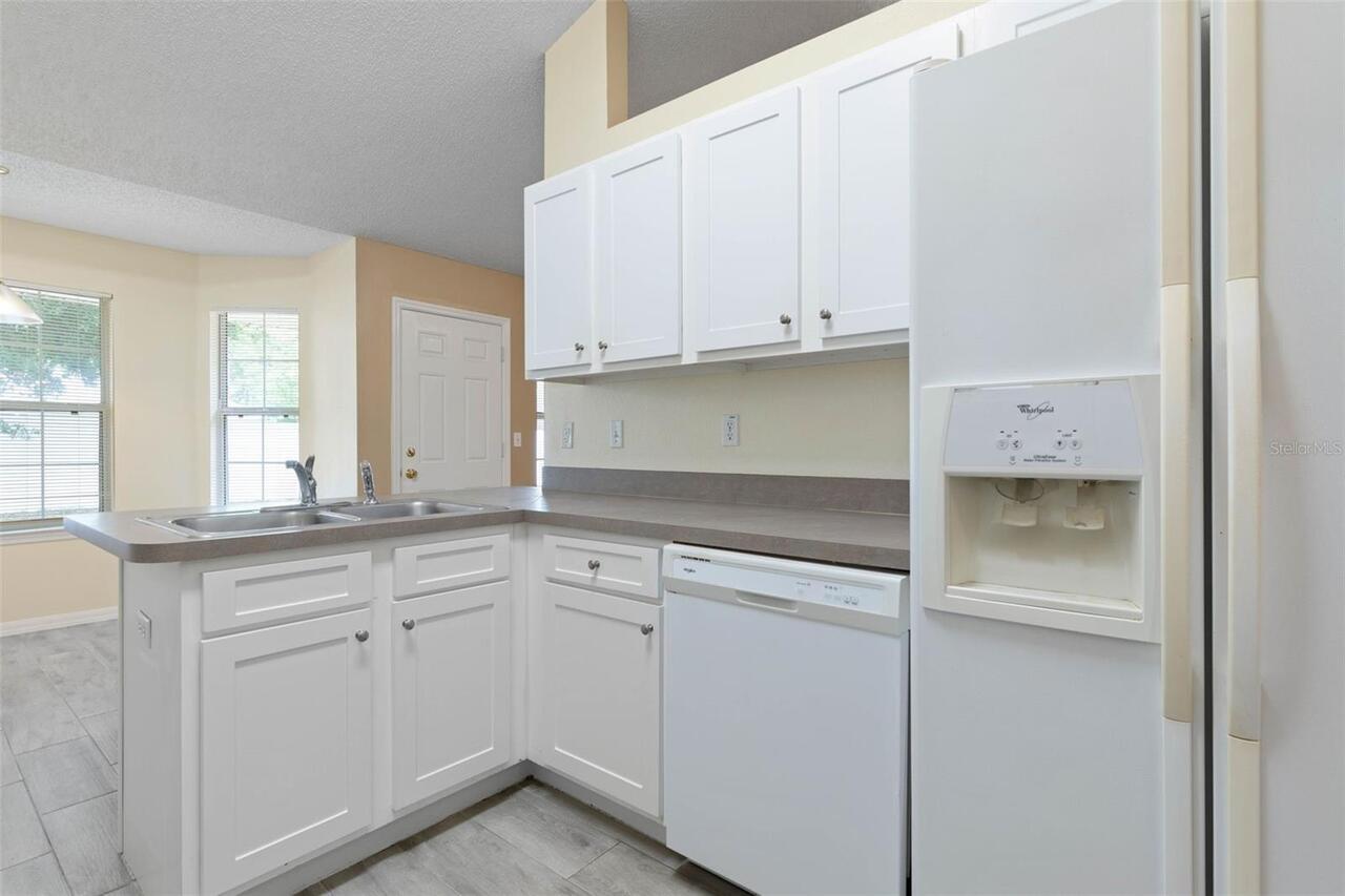 Listing Photo 14
