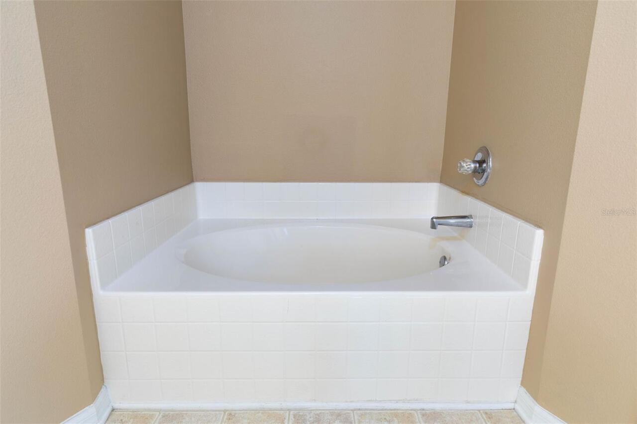 Listing Photo 29