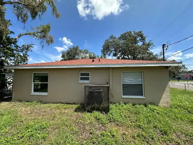 Listing Photo 7