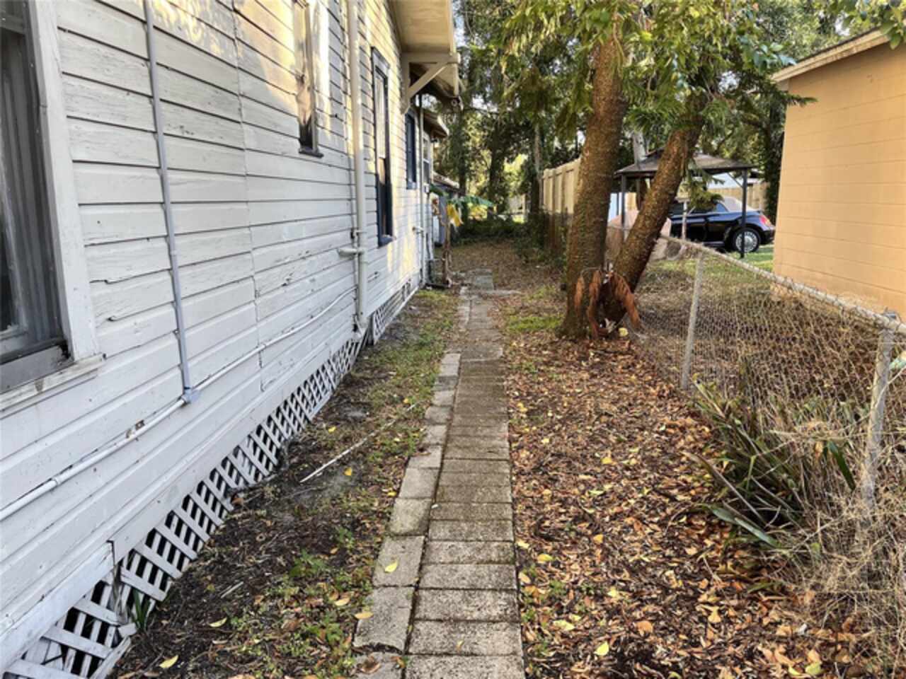 Listing Photo 9