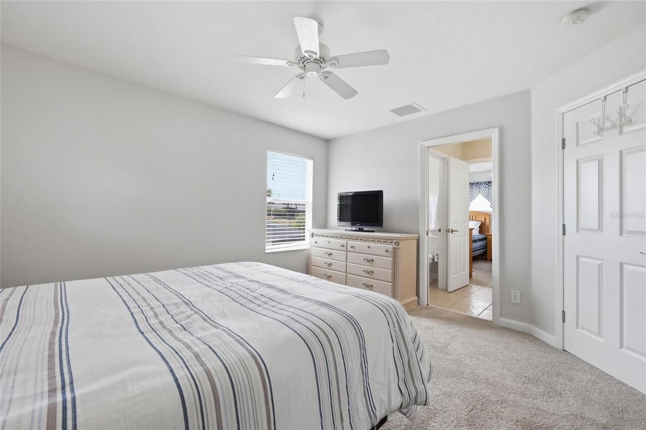 Listing Photo 32
