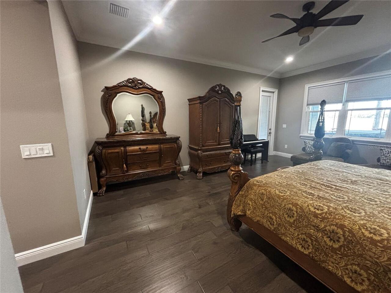 Listing Photo 16