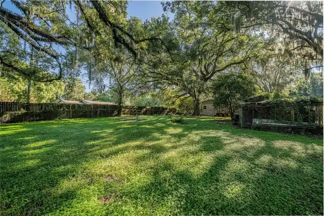 Listing Photo 37