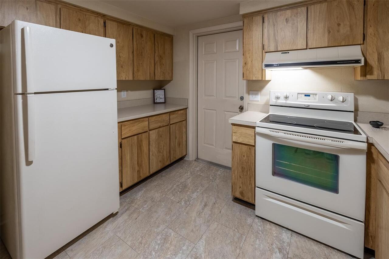 Listing Photo 16
