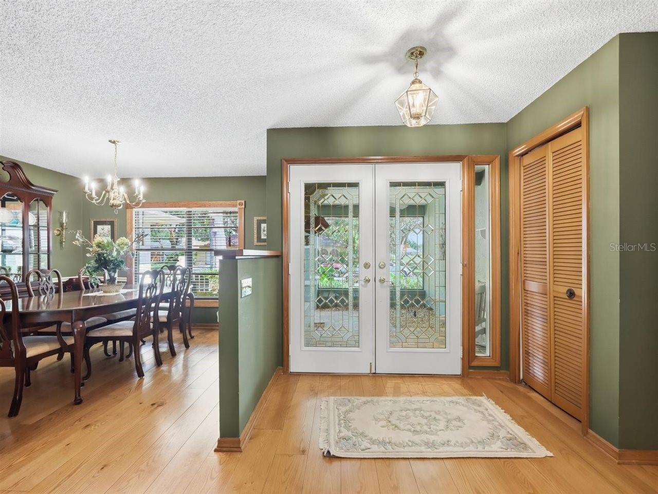 Listing Photo 11