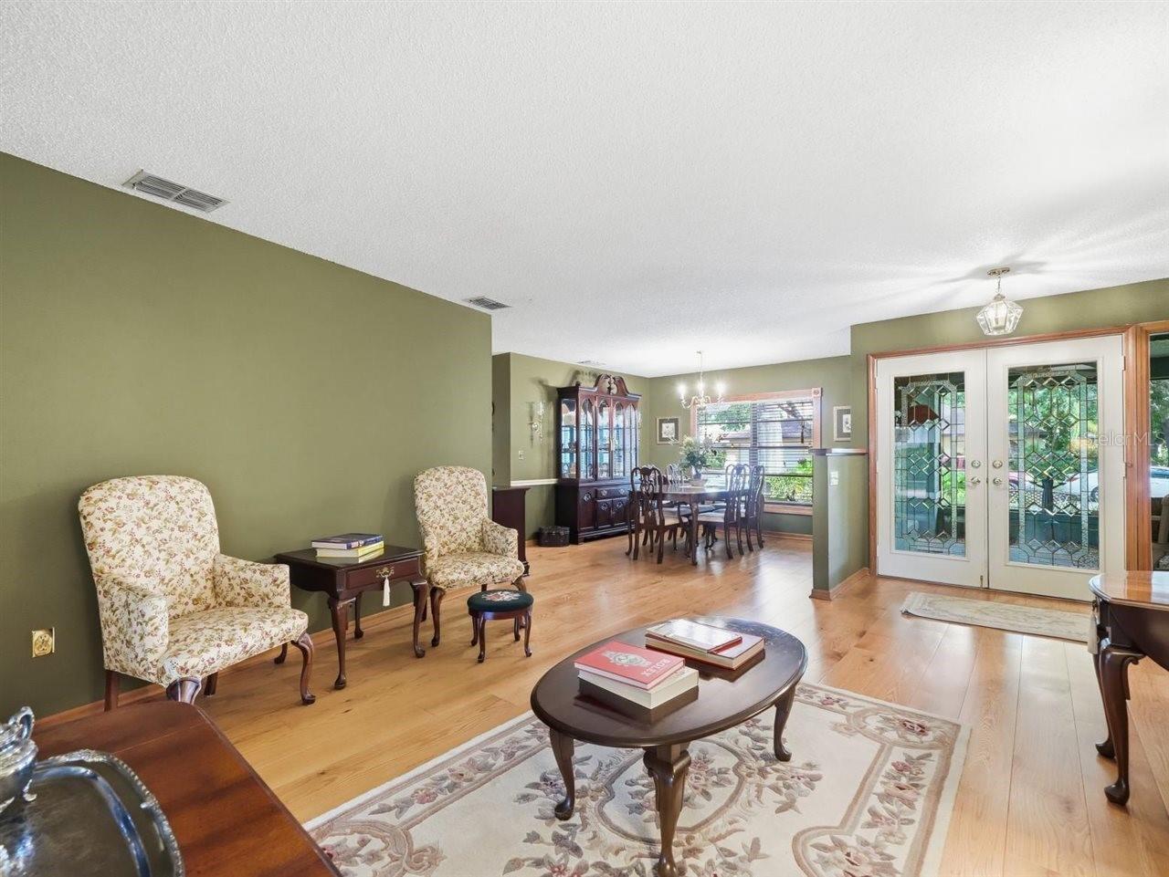 Listing Photo 15